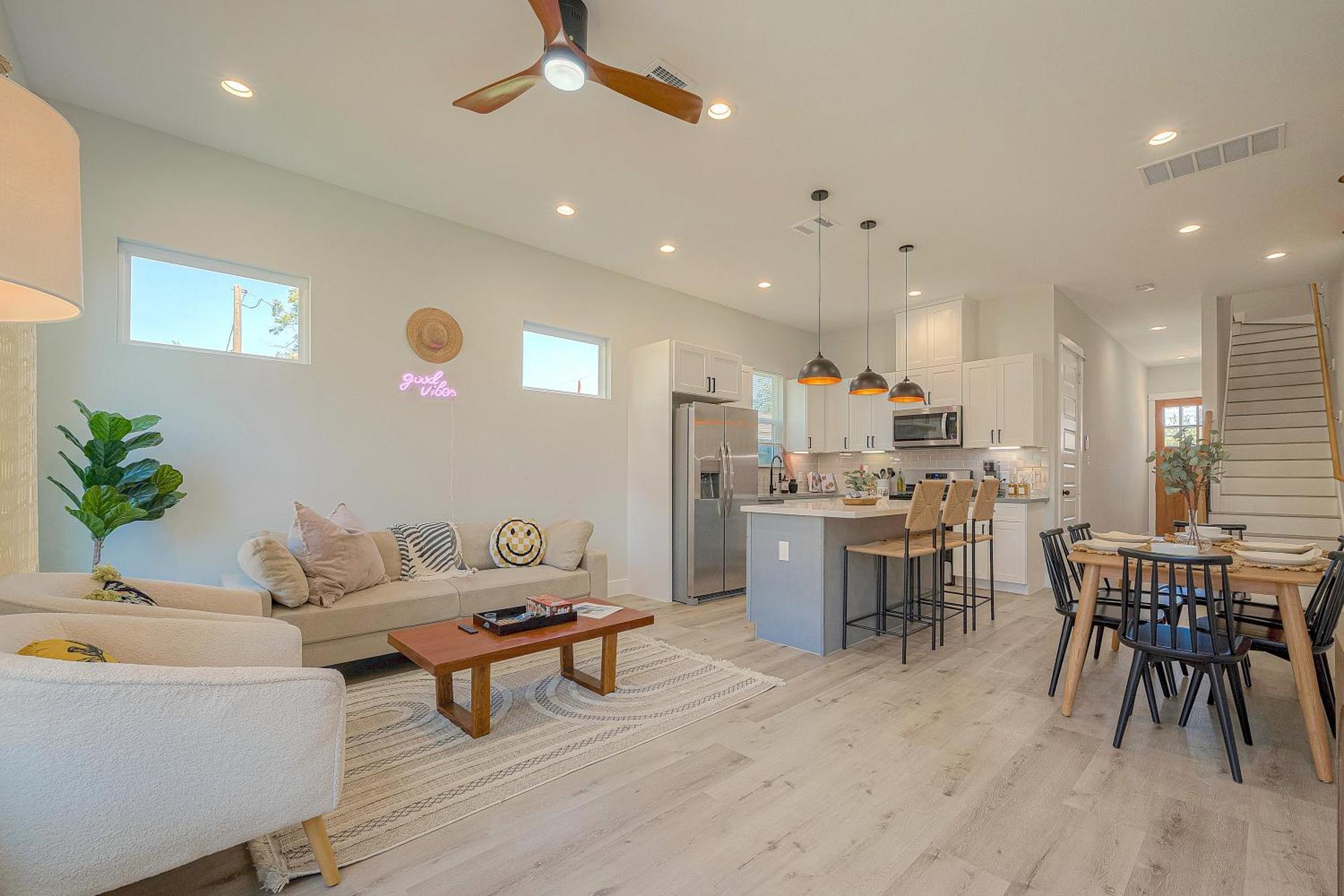 Modern Home Near Downtown With Fast Wifi, Bbq, Games & Ev Equipped! Хьюстон Экстерьер фото