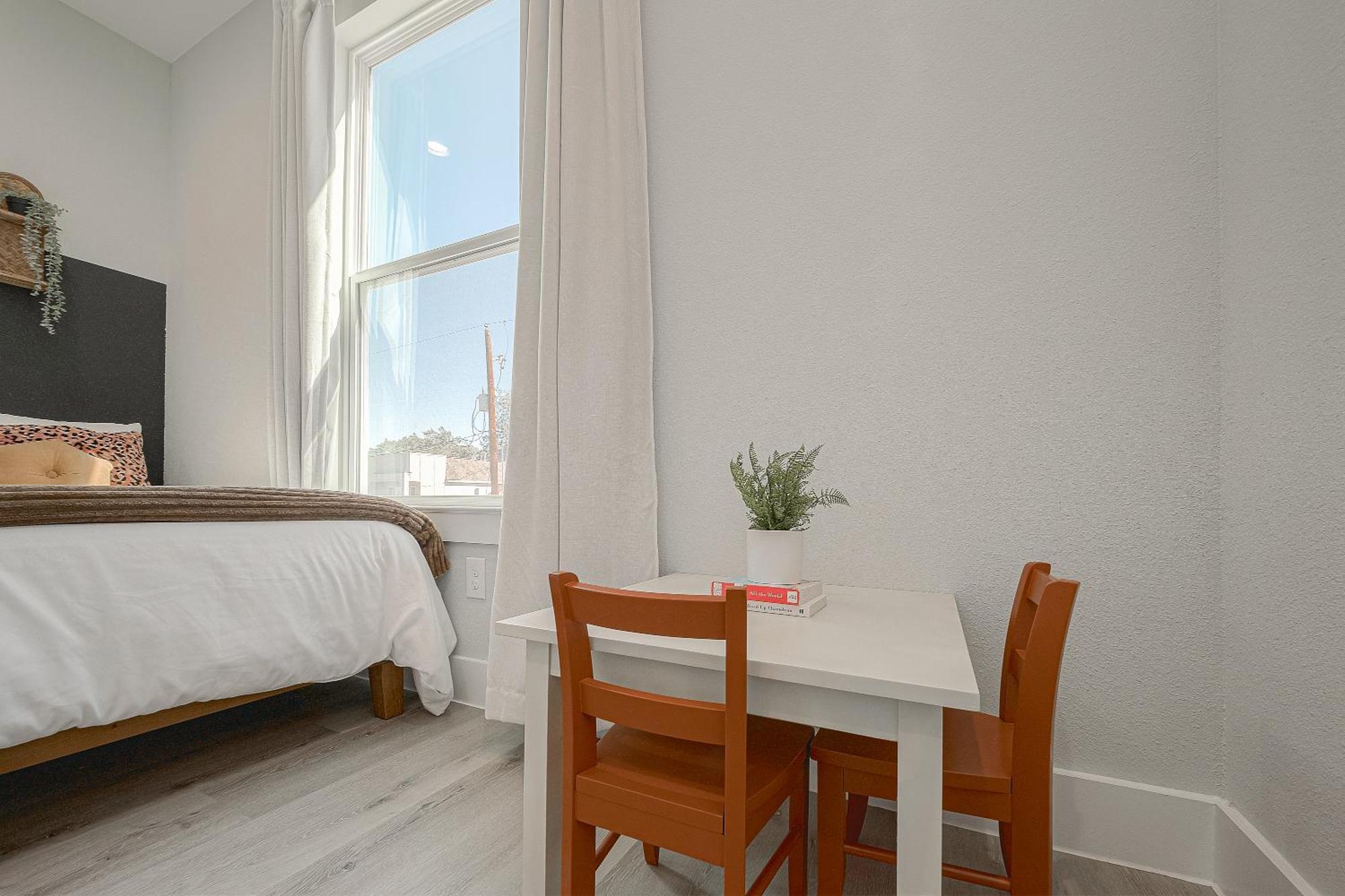 Modern Home Near Downtown With Fast Wifi, Bbq, Games & Ev Equipped! Хьюстон Экстерьер фото
