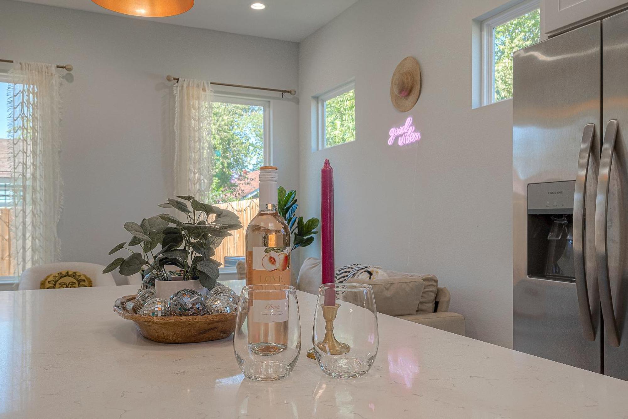 Modern Home Near Downtown With Fast Wifi, Bbq, Games & Ev Equipped! Хьюстон Экстерьер фото